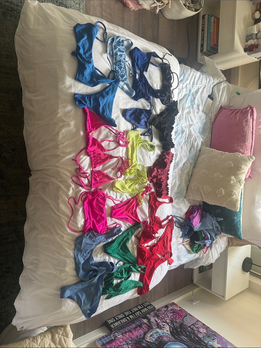 Frankie’s bikinis set